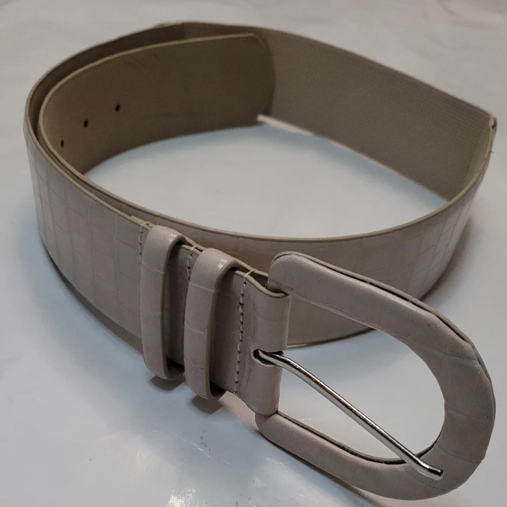 INC International Concepts Croc Embossed Stretch Belt Taupe Size M L New $35